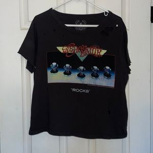 Trunk Ltd Aerosmith Rocks destroyed T Shirt size S